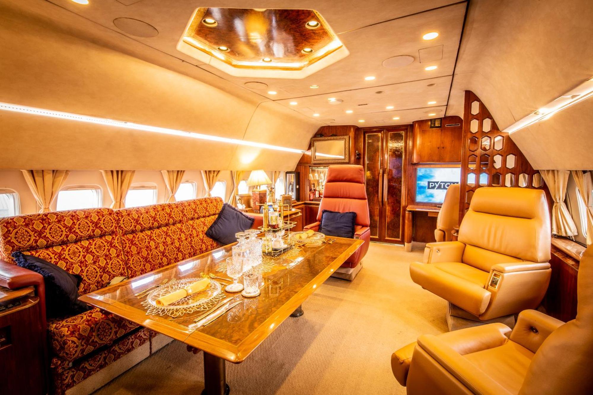 Готель Boeing 727 Airliner Private Jet Бристоль Екстер'єр фото